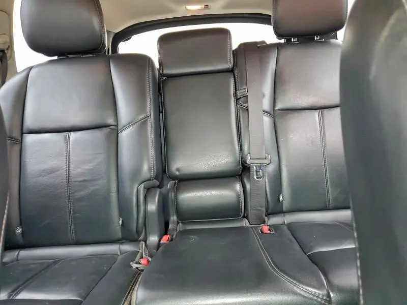 2016 NISSAN PATHFINDER S  