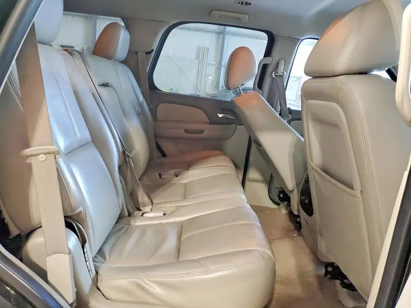 2011 CHEVROLET TAHOE K1500 LT  