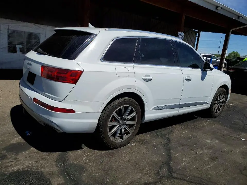 2017 AUDI Q7 PRESTIGE  