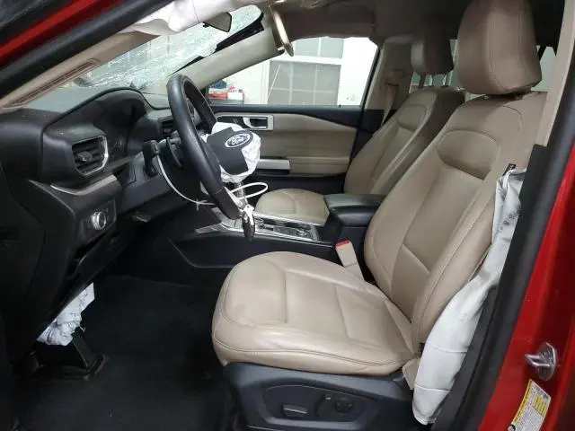 2021 FORD EXPLORER XLT  