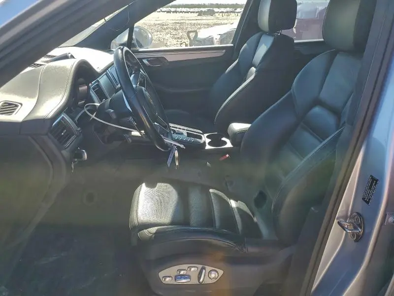 2015 PORSCHE MACAN TURBO  