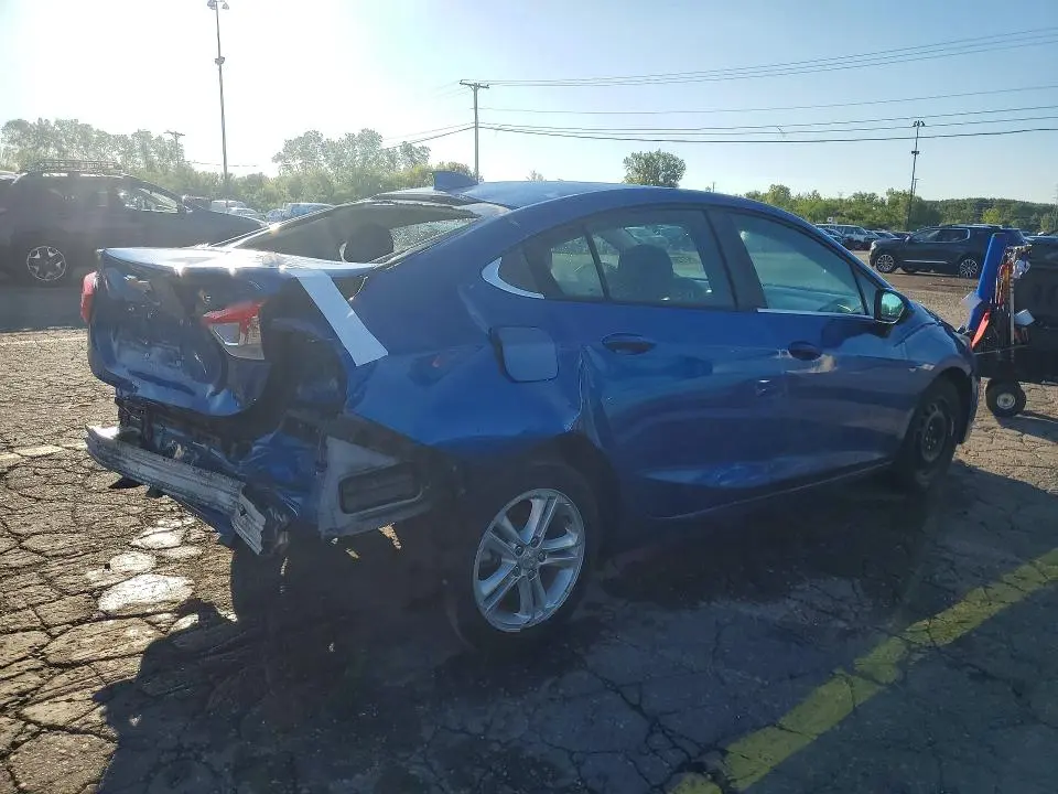 2018 CHEVROLET CRUZE LT  