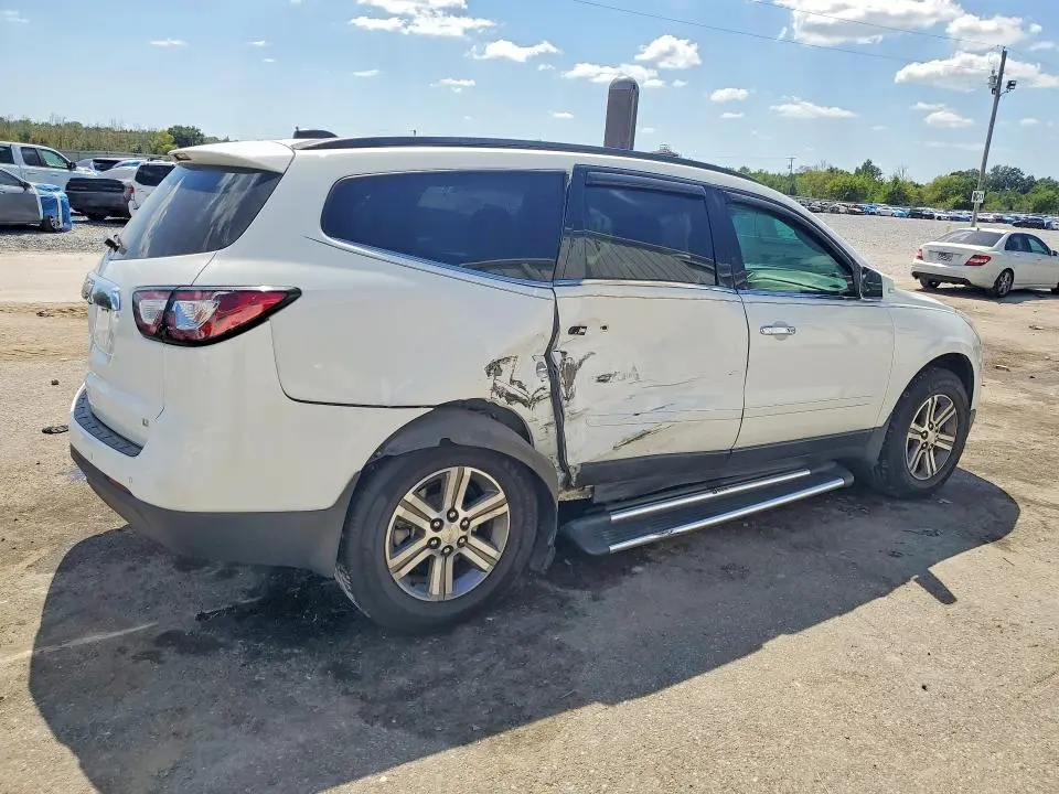 2017 CHEVROLET TRAVERSE LT  