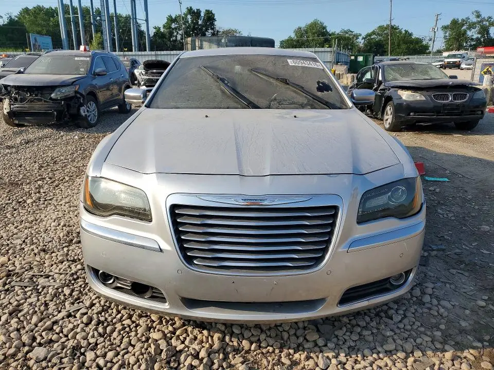 2012 CHRYSLER 300C LUXURY  
