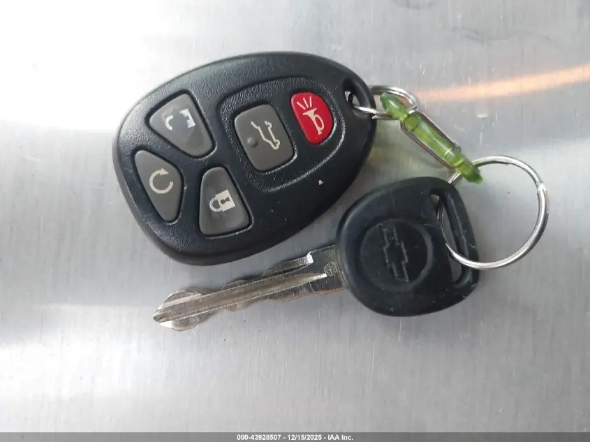 2017 CHEVROLET TRAVERSE 2LT