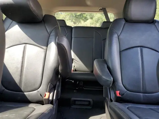 2015 CHEVROLET TRAVERSE LT  