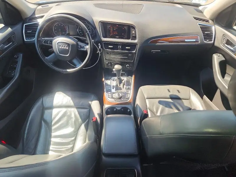 2011 AUDI Q5 PREMIUM PLUS  