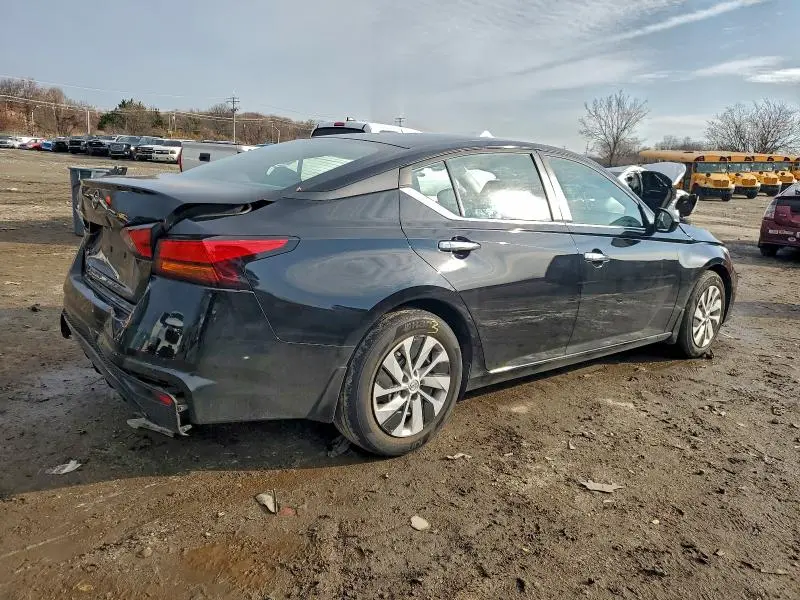 2023 NISSAN ALTIMA S  