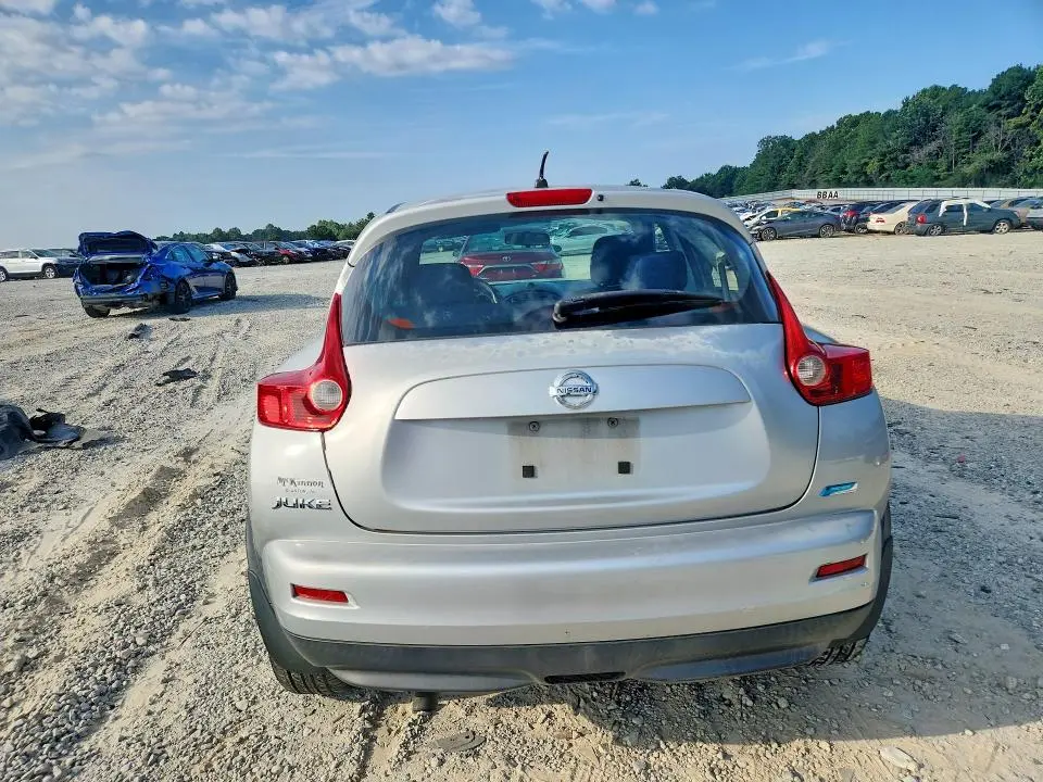 2013 NISSAN JUKE S  