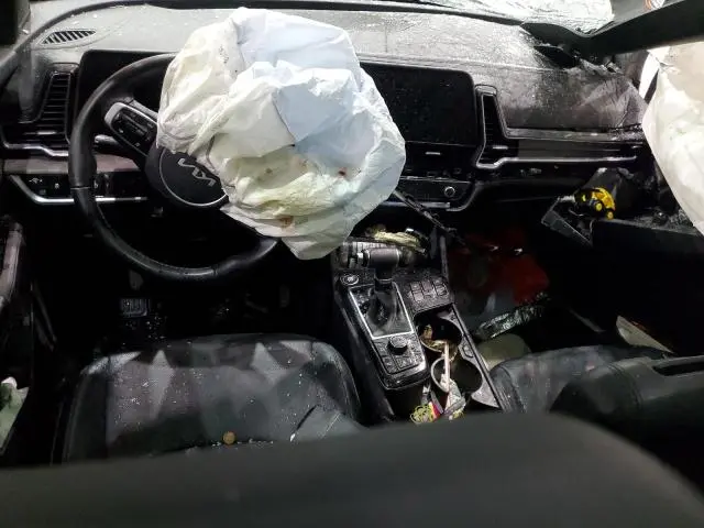 2023 KIA SPORTAGE X LINE  