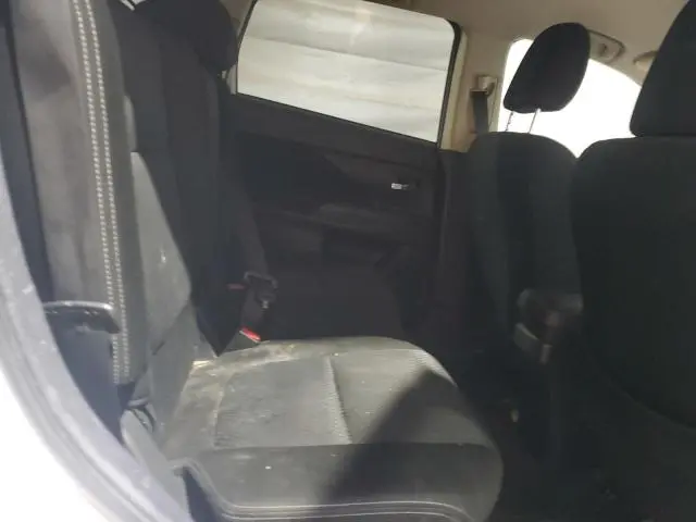 2018 MITSUBISHI OUTLANDER SE  