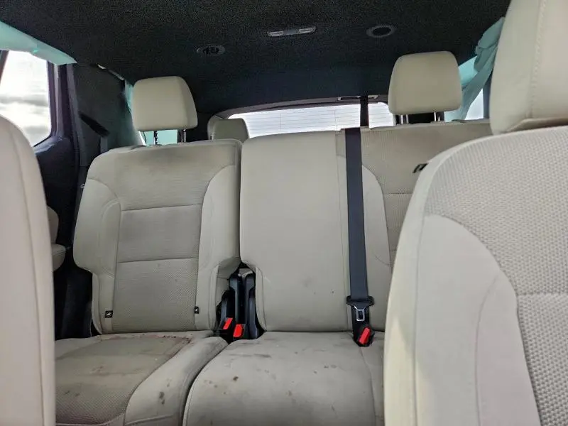 2022 CHEVROLET TRAVERSE LS  