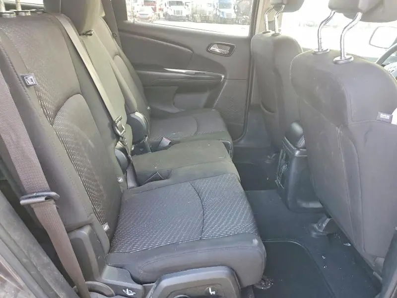 2019 DODGE JOURNEY SE  