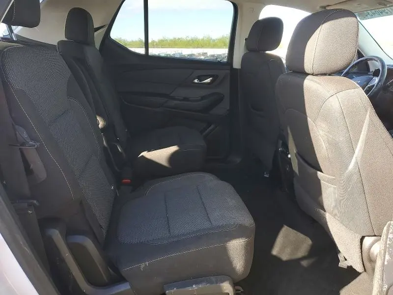 2021 CHEVROLET TRAVERSE LT  