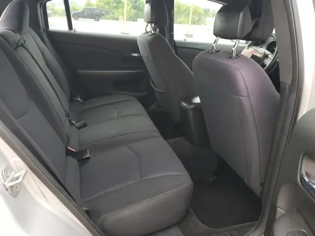 2012 CHRYSLER 200 LX  