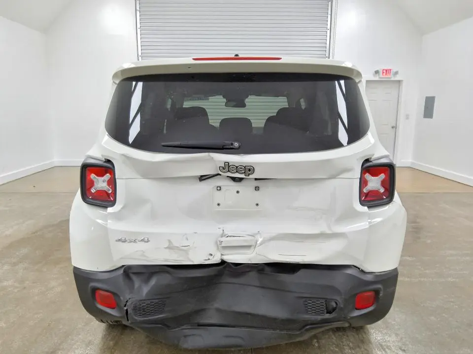 2023 JEEP RENEGADE LATITUDE  