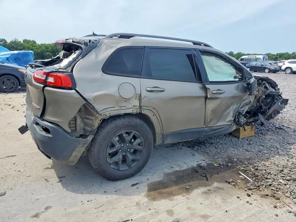 2016 JEEP CHEROKEE TRAILHAWK  
