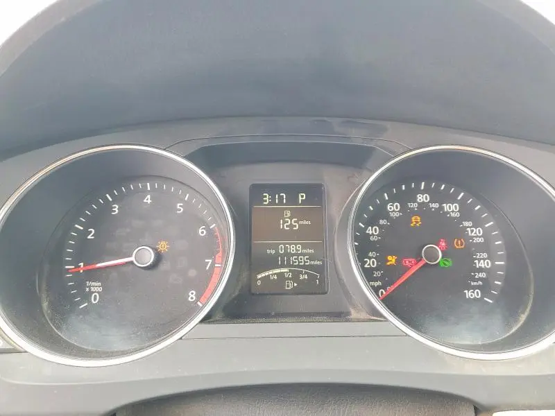 2016 VOLKSWAGEN JETTA SE  