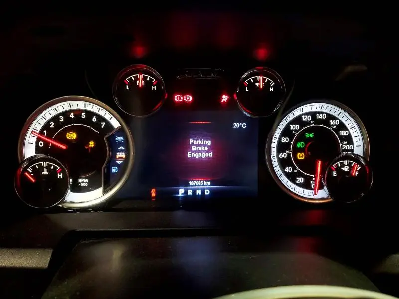2017 RAM 1500 SLT  