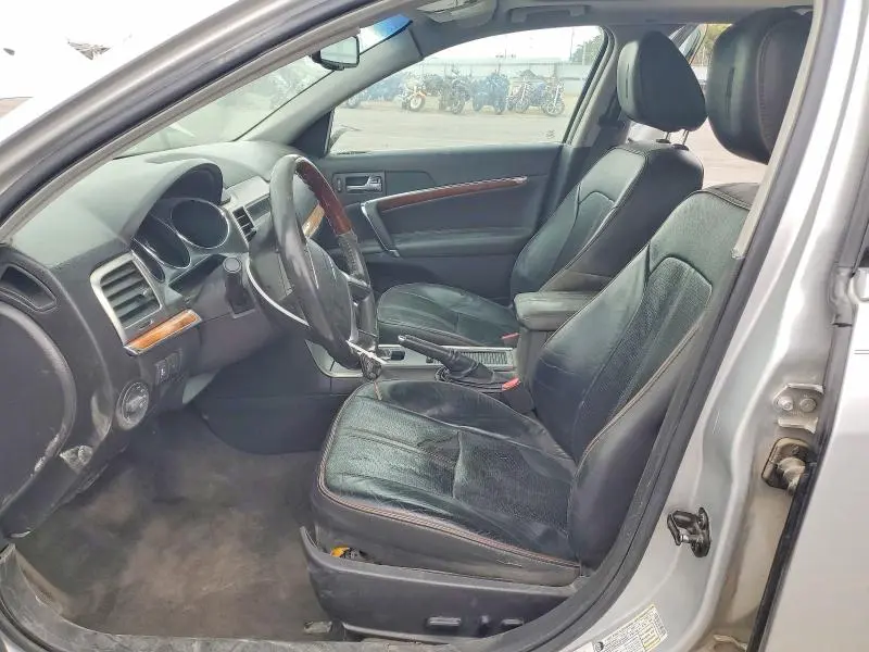 2010 LINCOLN MKZ   