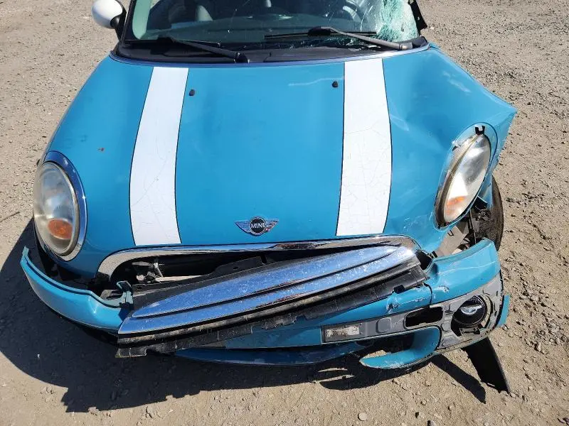 2010 MINI COOPER   