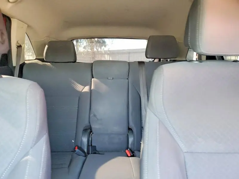 2017 KIA SORENTO LX V6  