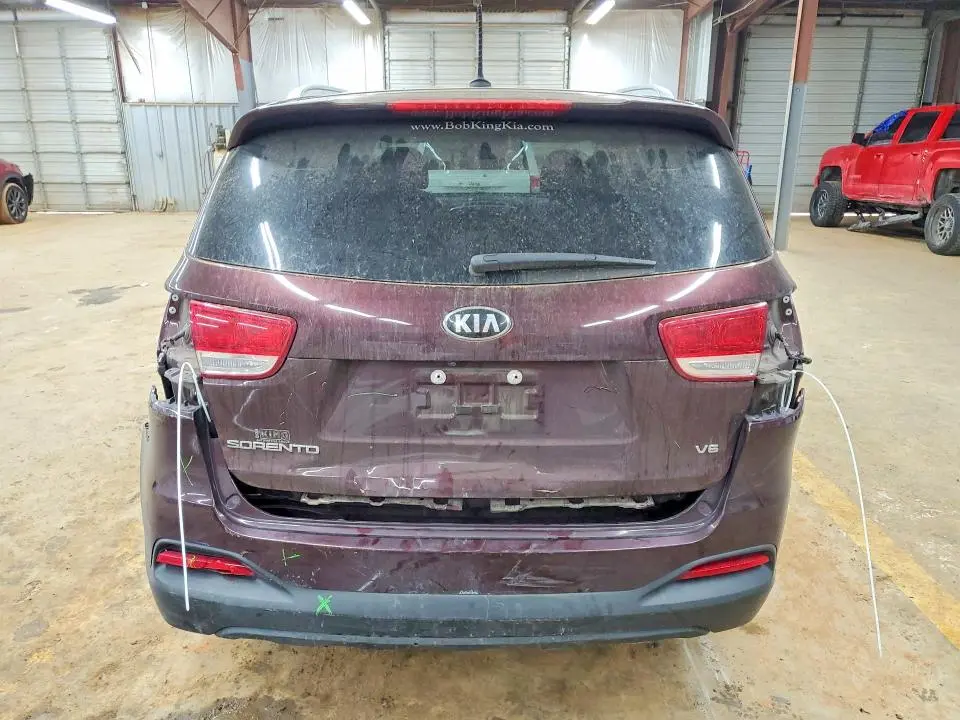 2018 KIA SORENTO LX  
