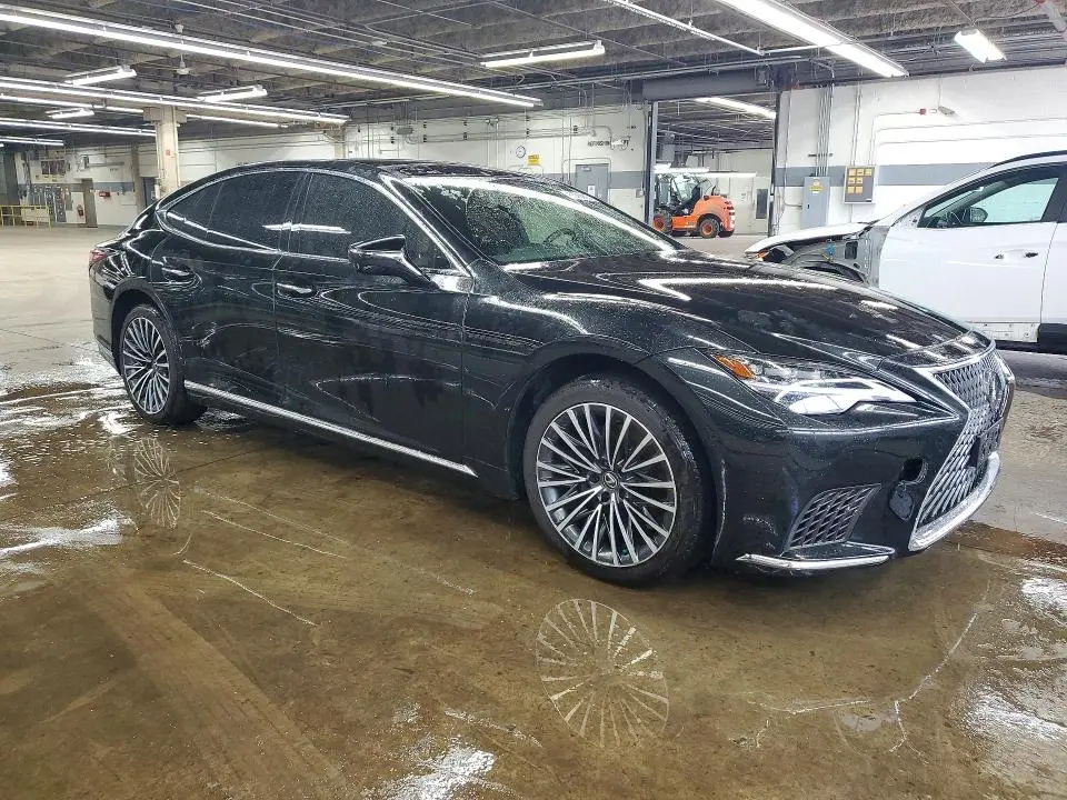 2024 LEXUS LS 500  
