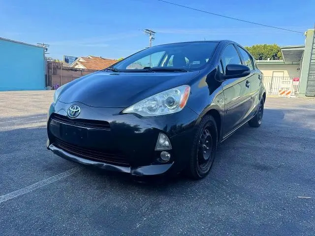 2013 TOYOTA PRIUS C THREE  