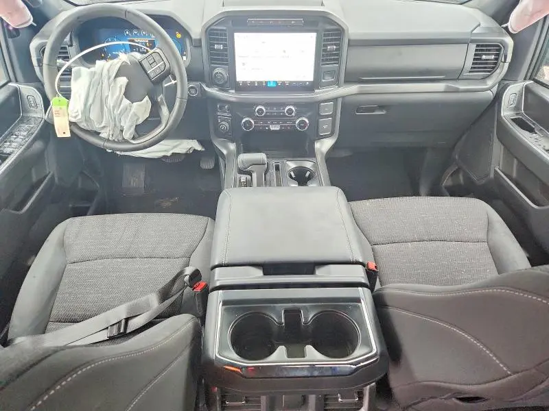 2024 FORD F150 XLT  