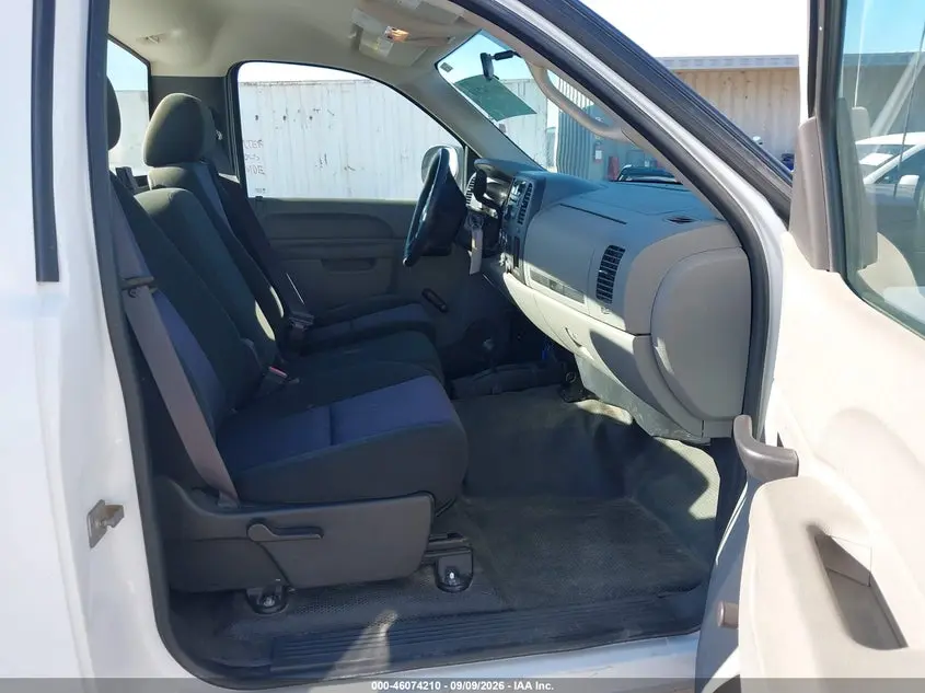 2011 CHEVROLET SILVERADO 2500HD WORK TRUCK