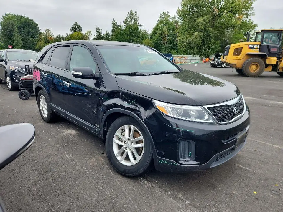 2014 KIA SORENTO LX  