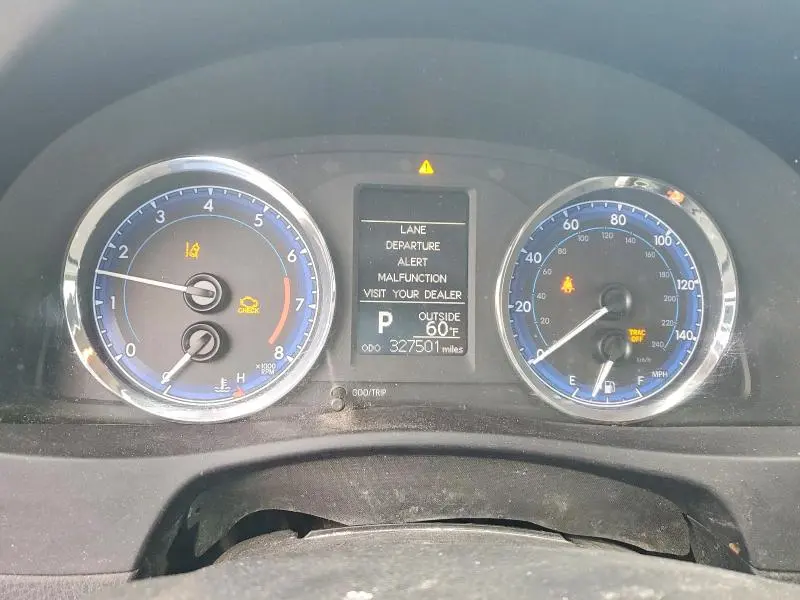 2017 TOYOTA COROLLA LE  