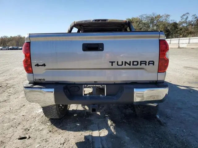 2014 TOYOTA TUNDRA CREWMAX SR5