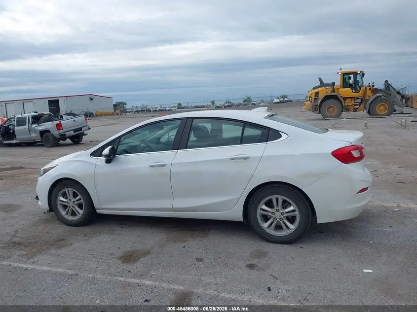2017 CHEVROLET CRUZE LT AUTO