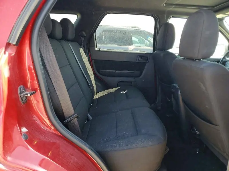 2010 FORD ESCAPE XLT  
