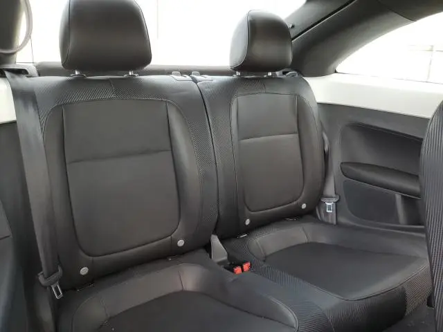 2013 VOLKSWAGEN BEETLE   