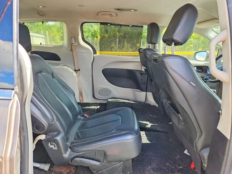 2018 CHRYSLER PACIFICA TOURING L PLUS  