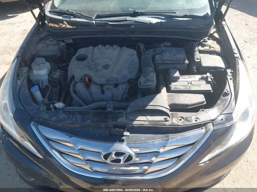 2013 HYUNDAI SONATA SE