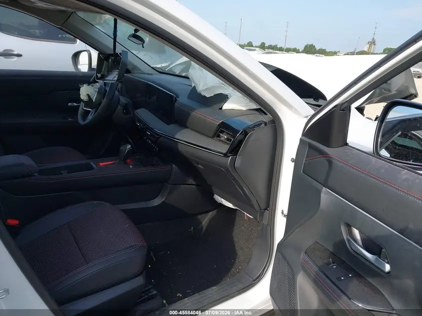 2025 NISSAN KICKS SR INTELLIGENT AWD