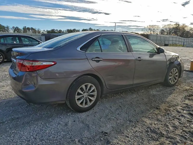 2015 TOYOTA CAMRY LE  