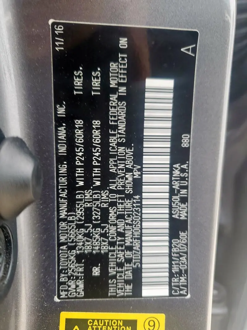 2016 TOYOTA HIGHLANDER LE  