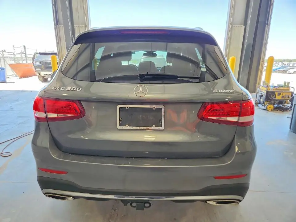 2016 MERCEDES-BENZ GLC 300 4MATIC  