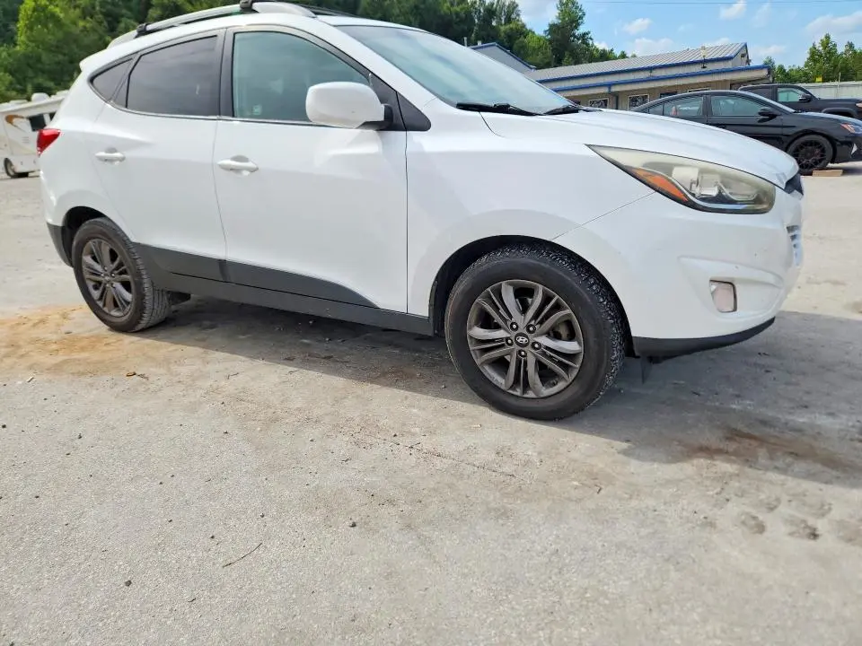 2014 HYUNDAI TUCSON SE  