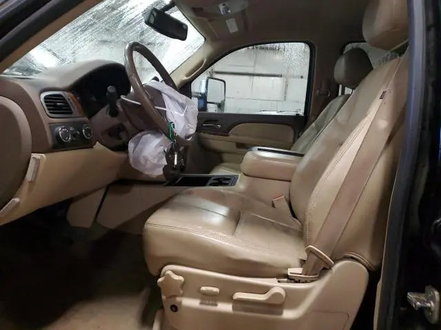 2011 CHEVROLET AVALANCHE LT  