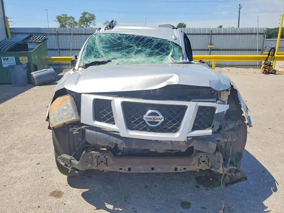 2013 NISSAN ARMADA SV  