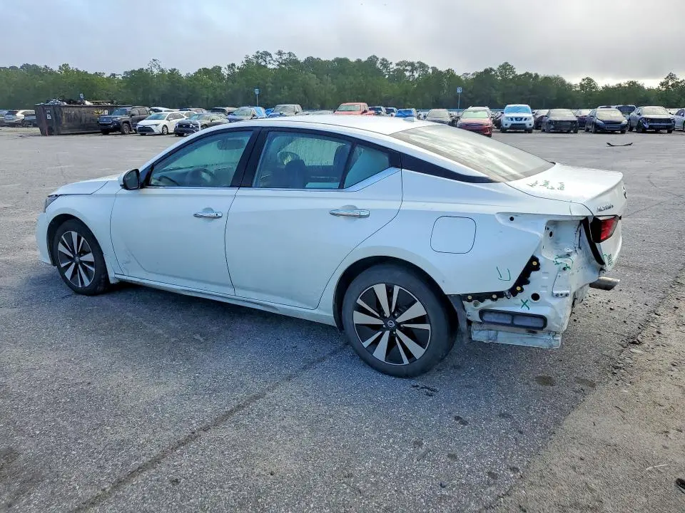 2019 NISSAN ALTIMA SV  