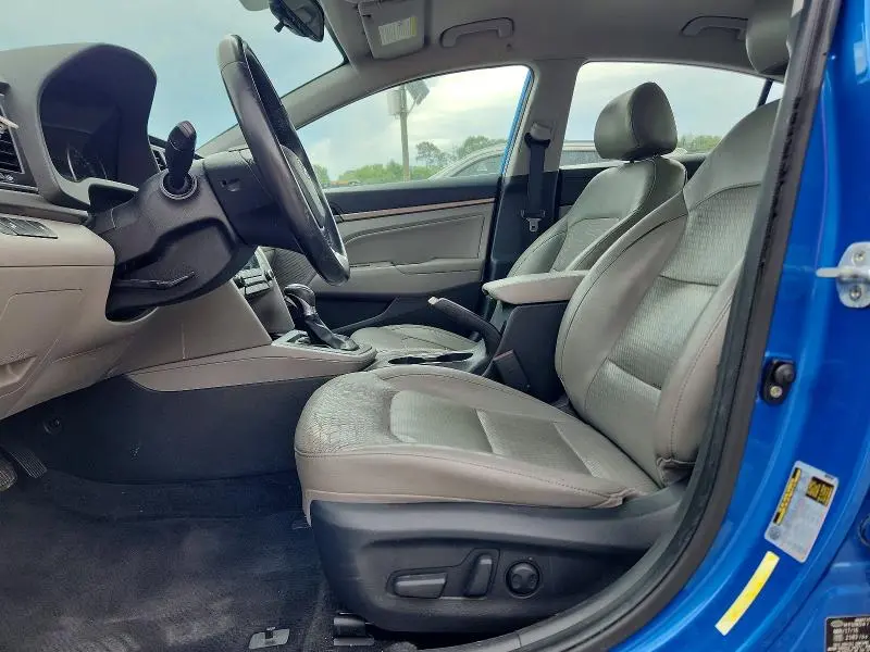 2017 HYUNDAI ELANTRA LIMITED  