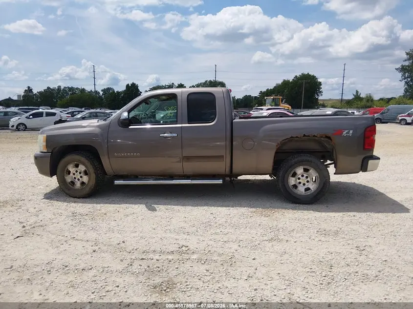 2011 CHEVROLET SILVERADO 1500 LT