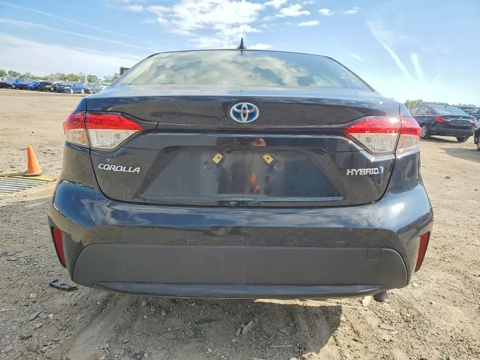 2022 TOYOTA COROLLA LE  
